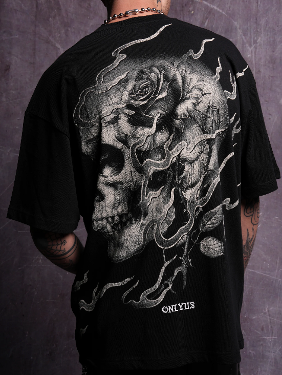 Playera oversized Mori Among Roses "Side By Side"